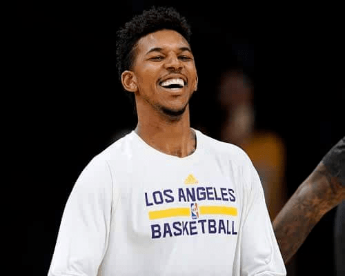 为引援与注 为引援与注